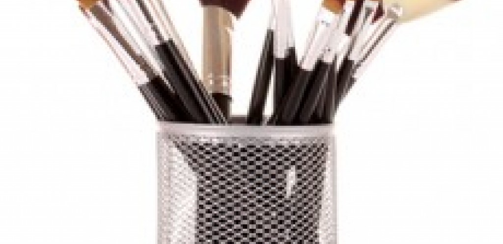 6 Makeup Tips To Make You Look Younger